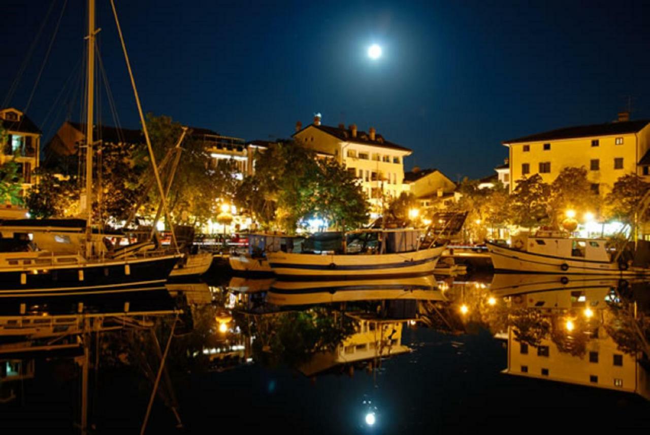 Appartamento Perco Riva Dandolo グラード エクステリア 写真